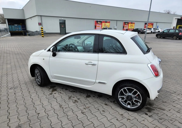 Fiat 500 cena 26900 przebieg: 153000, rok produkcji 2008 z Radom małe 37